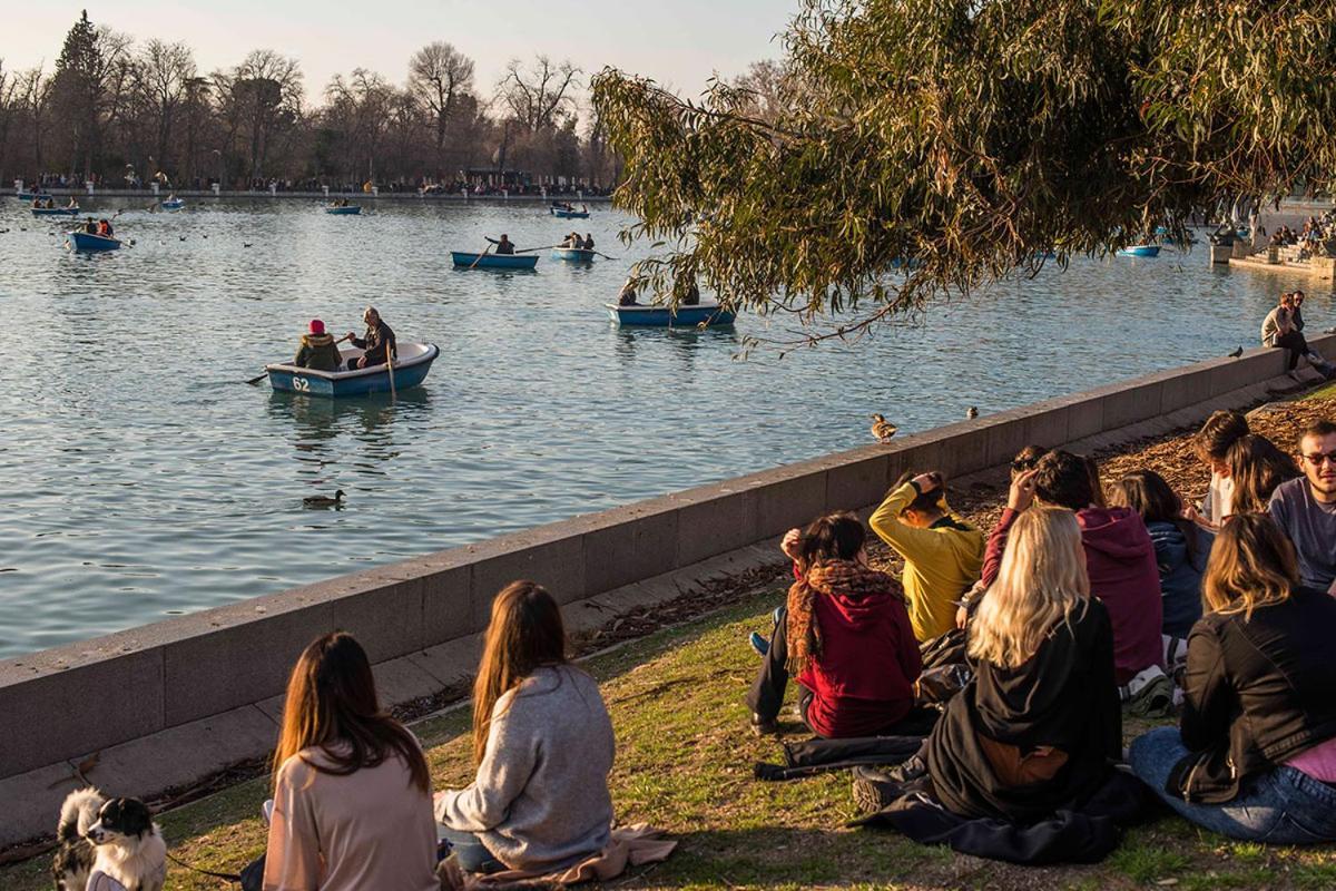 Apartmán Me Voy A Madrid -Junto Al Parque Del Retiro-4 Exteriér fotografie