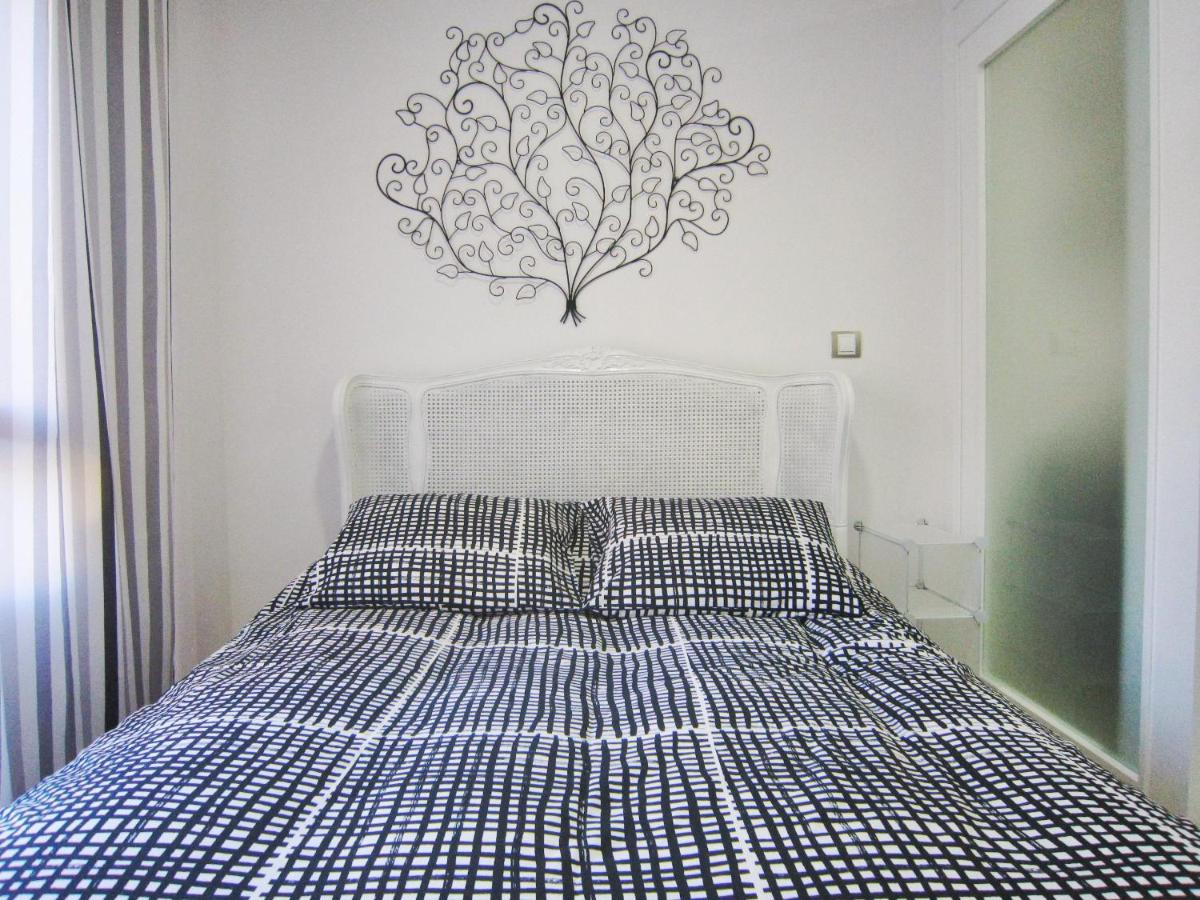 Apartmán Me Voy A Madrid -Junto Al Parque Del Retiro-4 Exteriér fotografie